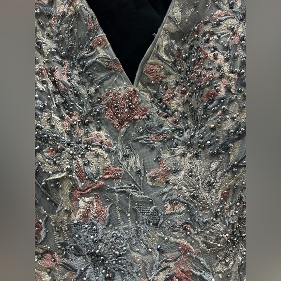 MAC DUGGAL 20263 NWOT Embroidered Illusion Cap Sleeve A Line Gown - Picture 7 of 7